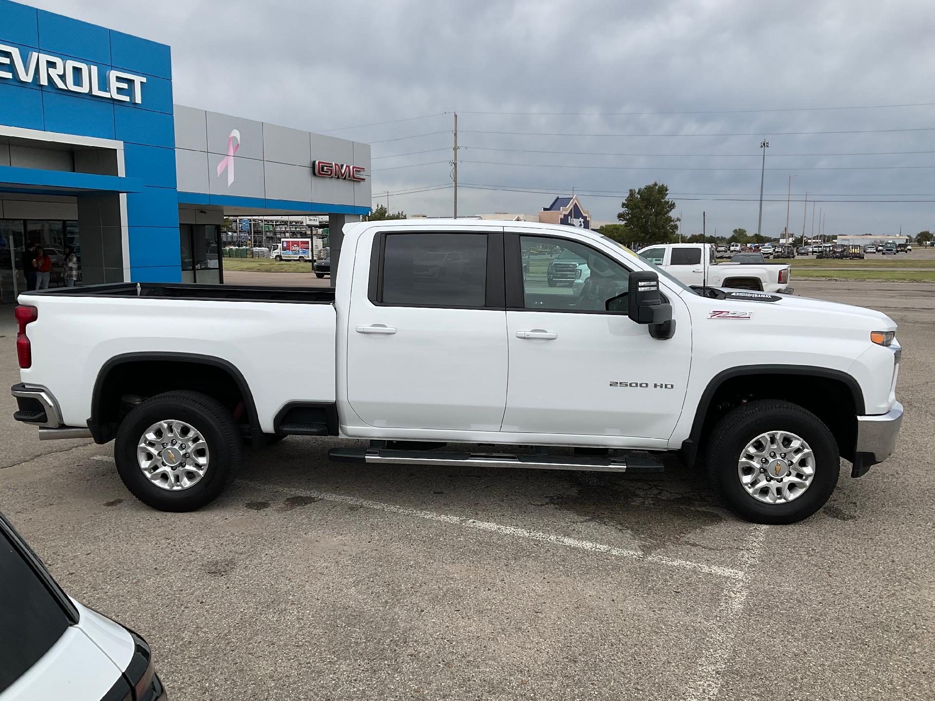 2023 Chevrolet Silverado 2500 HD Vehicle Photo in PONCA CITY, OK 74601-1036