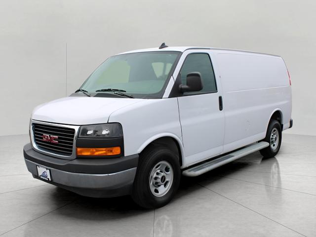 2022 GMC Savana Cargo 2500 Vehicle Photo in GREEN BAY, WI 54303-3330