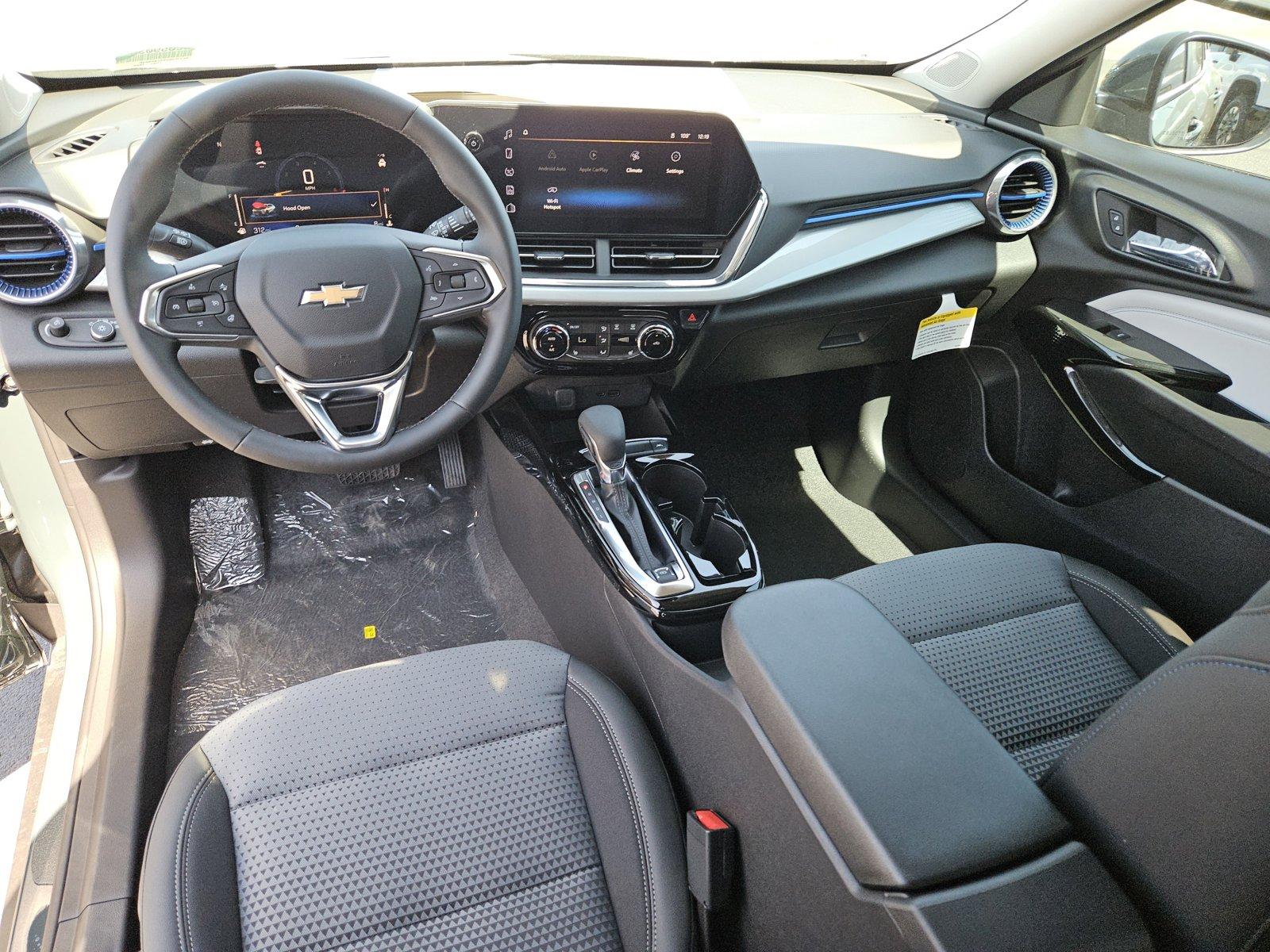 2025 Chevrolet Trax Vehicle Photo in MESA, AZ 85206-4395