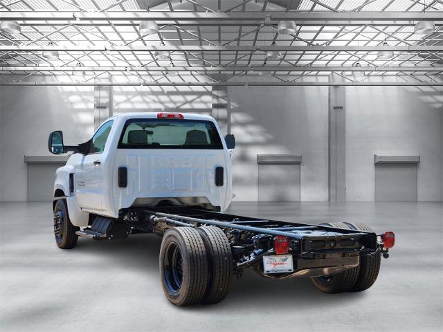 2024 Chevrolet Silverado Chassis Cab Vehicle Photo in Weatherford, TX 76087