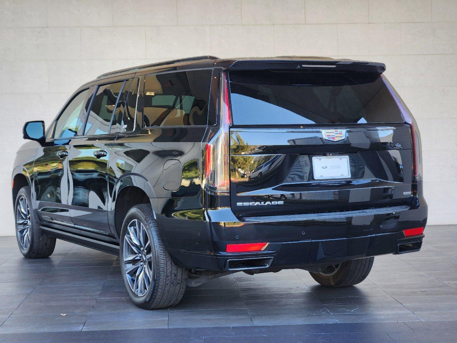 2023 Cadillac Escalade ESV Vehicle Photo in HOUSTON, TX 77079-1502