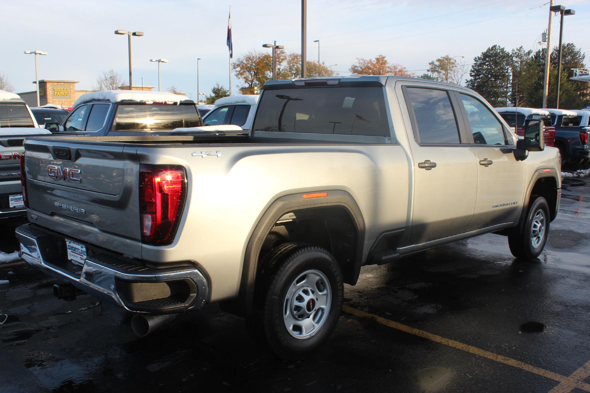 2025 GMC Sierra 2500 HD Vehicle Photo in AURORA, CO 80012-4011