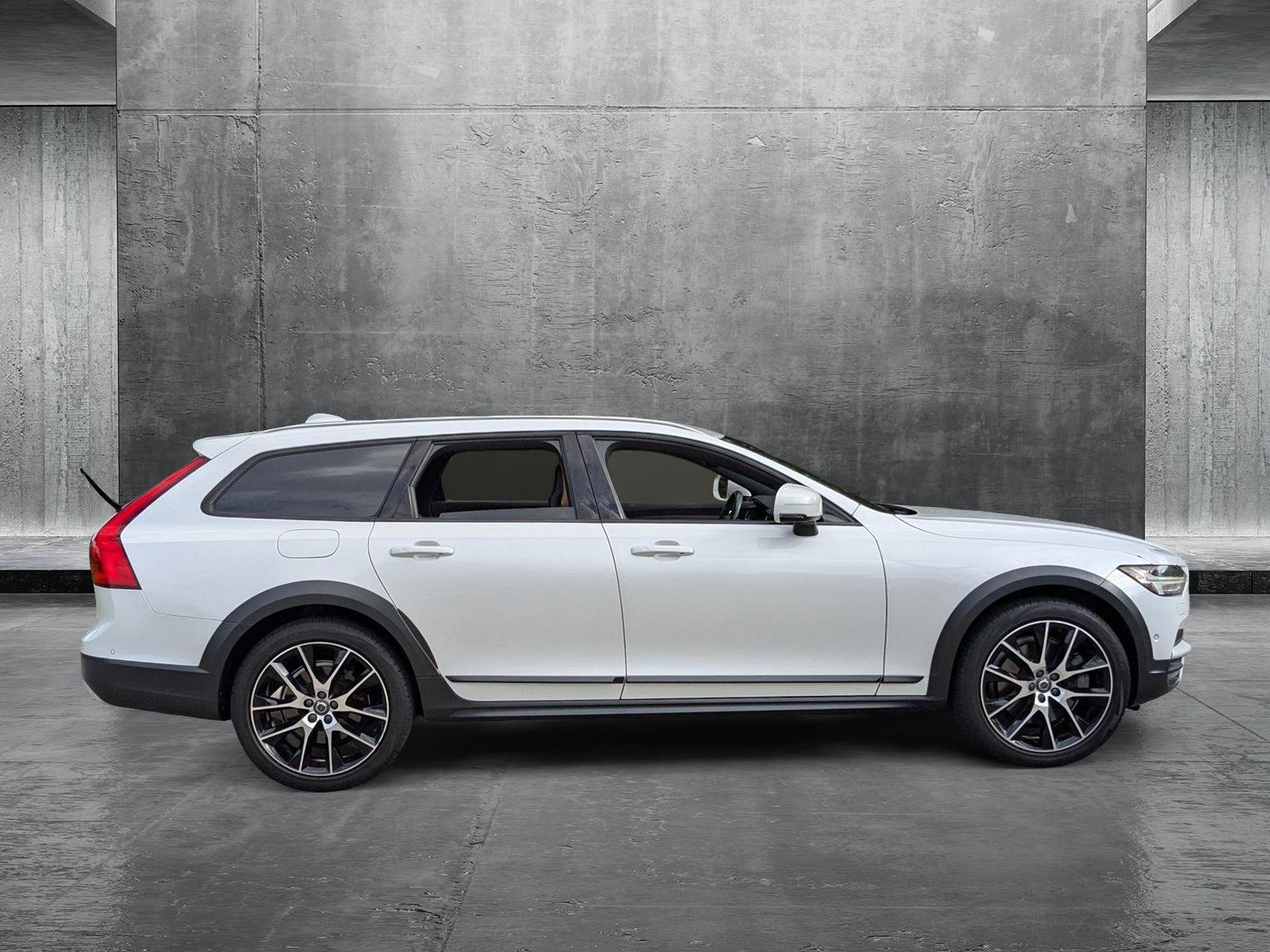 2018 Volvo V90 Cross Country Vehicle Photo in West Palm Beach, FL 33417