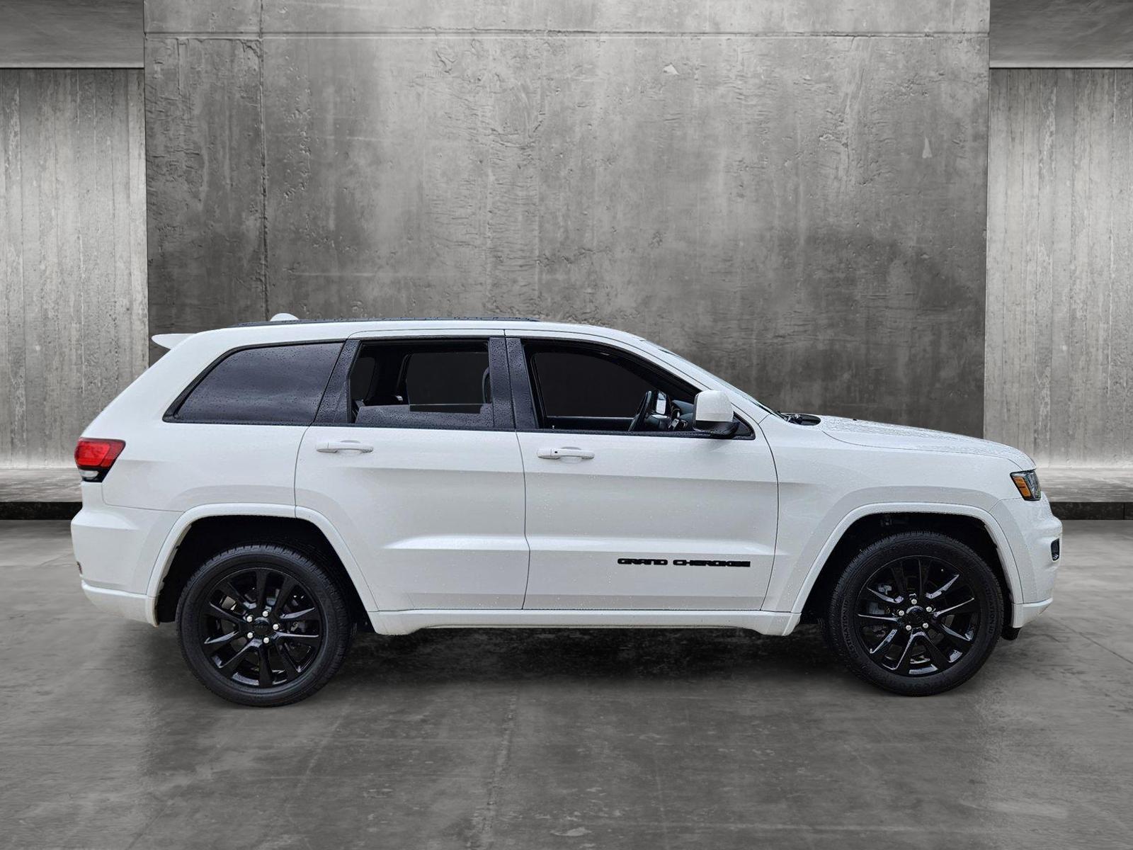 2019 Jeep Grand Cherokee Vehicle Photo in Pembroke Pines , FL 33027