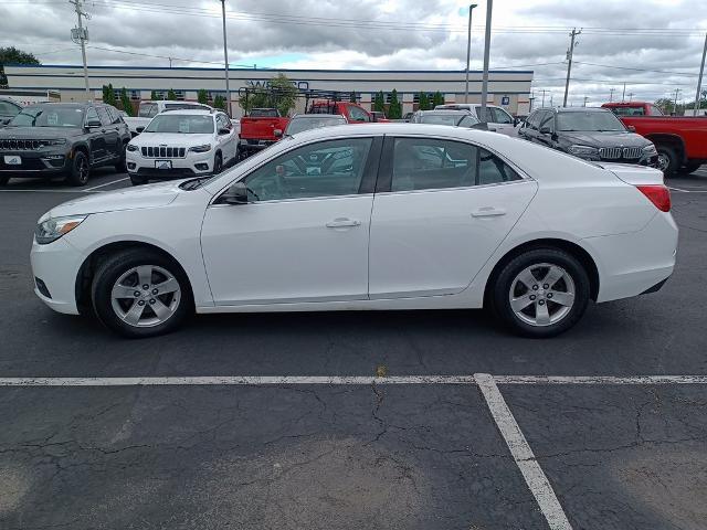 2014 Chevrolet Malibu Vehicle Photo in GREEN BAY, WI 54304-5303