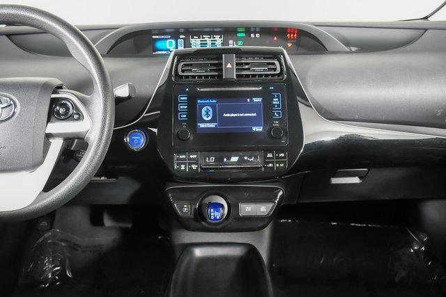 2017 Toyota Prius Vehicle Photo in PUYALLUP, WA 98371-4149