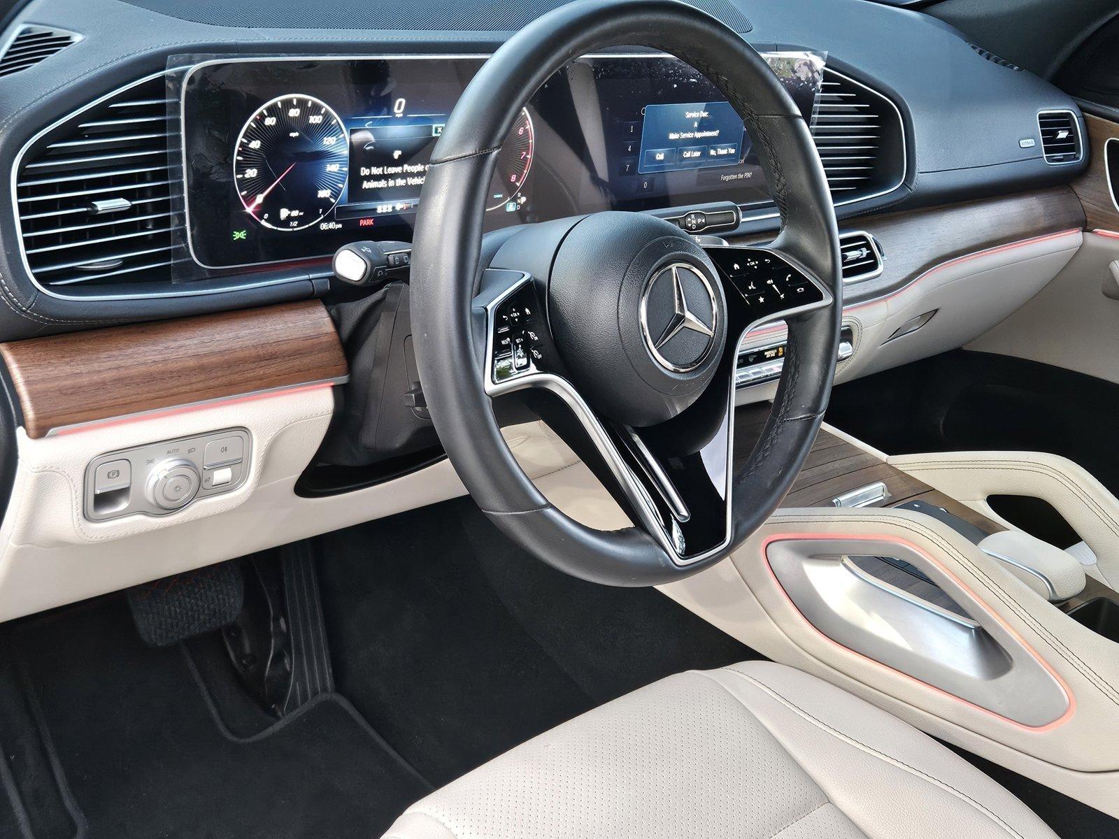 2024 Mercedes-Benz GLE Vehicle Photo in Pembroke Pines , FL 33027