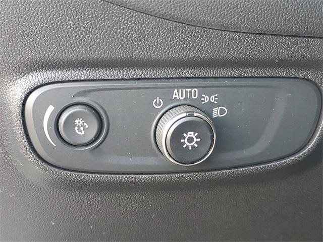 2024 Chevrolet Equinox Vehicle Photo in GRAND BLANC, MI 48439-8139