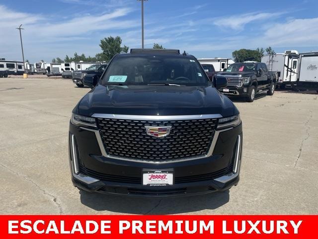 Used 2023 Cadillac Escalade Premium Luxury with VIN 1GYS4BKL0PR490018 for sale in Lennox, SD