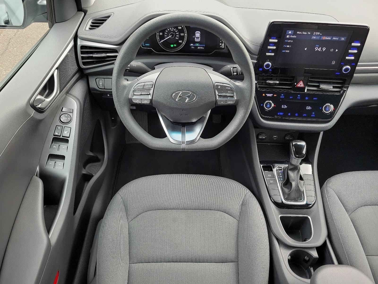 2022 Hyundai IONIQ Hybrid Vehicle Photo in Willow Grove, PA 19090