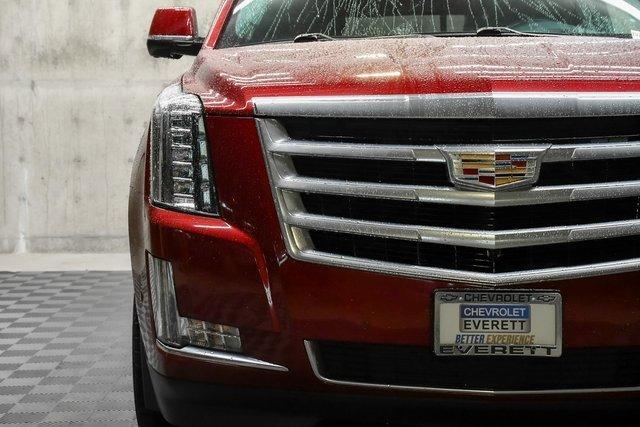 2019 Cadillac Escalade Vehicle Photo in EVERETT, WA 98203-5662