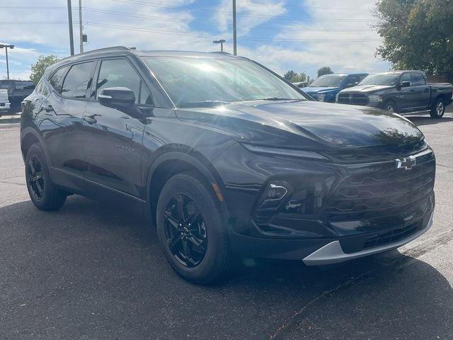 2025 Chevrolet Blazer Vehicle Photo in GREELEY, CO 80634-4125