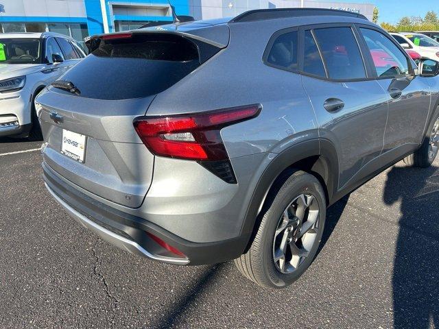 2025 Chevrolet Trax Vehicle Photo in SAUK CITY, WI 53583-1301