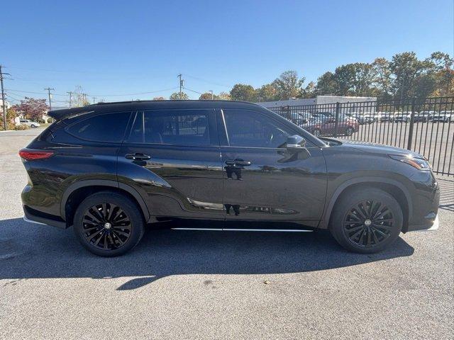 2023 Toyota Highlander Vehicle Photo in Willow Grove, PA 19090