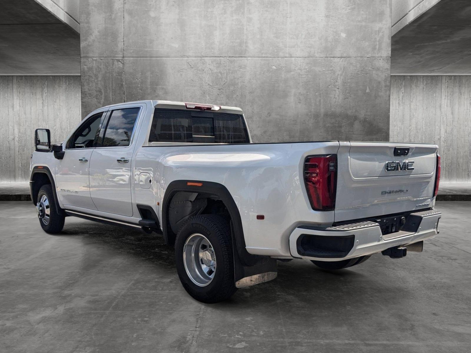 2024 GMC Sierra 3500HD Vehicle Photo in Pompano Beach, FL 33064