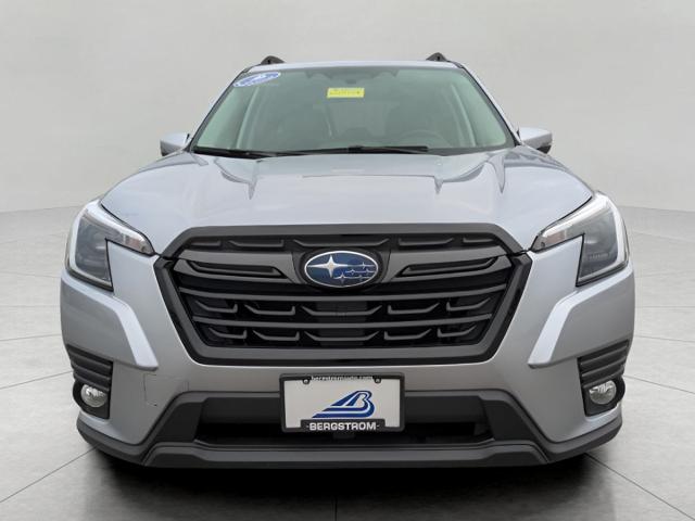 2023 Subaru Forester Vehicle Photo in Green Bay, WI 54304