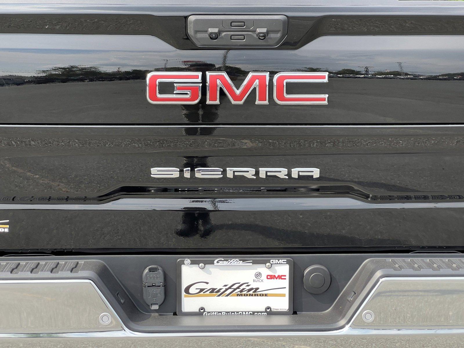 2024 GMC Sierra 1500 Vehicle Photo in MONROE, NC 28110-8431