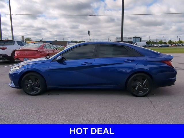 2022 Hyundai ELANTRA Hybrid Vehicle Photo in Merrillville, IN 46410