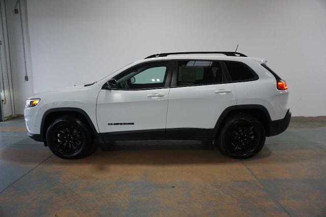 2023 Jeep Cherokee Vehicle Photo in ANCHORAGE, AK 99515-2026