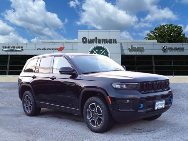 2024 Jeep Grand Cherokee 4xe Vehicle Photo in Bowie, MD 20716