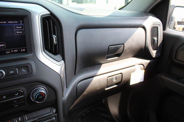 2024 Chevrolet Silverado 1500 Vehicle Photo in SAINT CLAIRSVILLE, OH 43950-8512