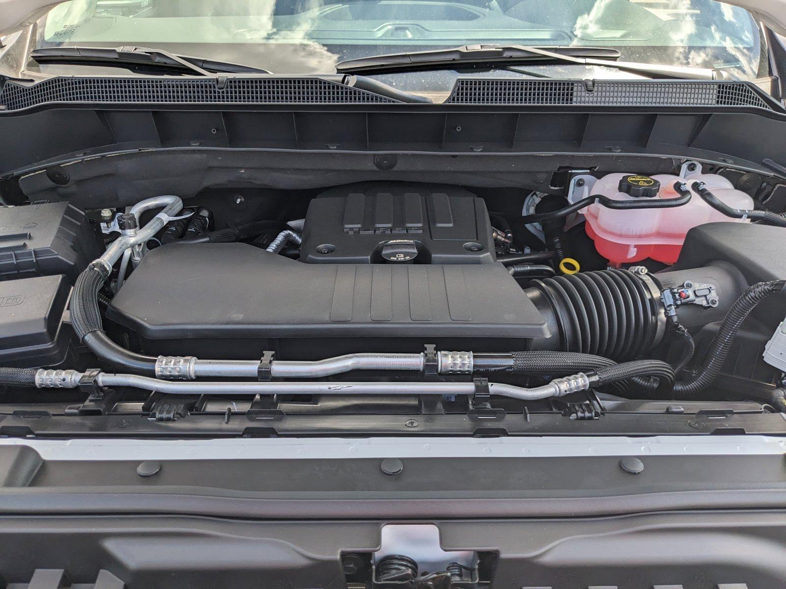 2025 Chevrolet Silverado 1500 Vehicle Photo in MIAMI, FL 33172-3015