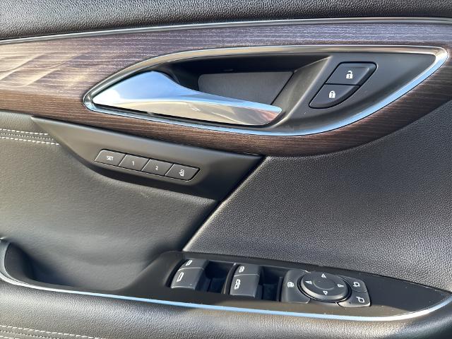 2023 Buick Envision Vehicle Photo in MANITOWOC, WI 54220-5838