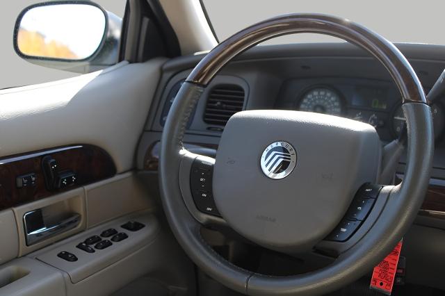 2006 Mercury Grand Marquis Vehicle Photo in MIDDLETON, WI 53562-1492