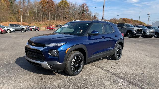 2022 Chevrolet Trailblazer Vehicle Photo in MOON TOWNSHIP, PA 15108-2571