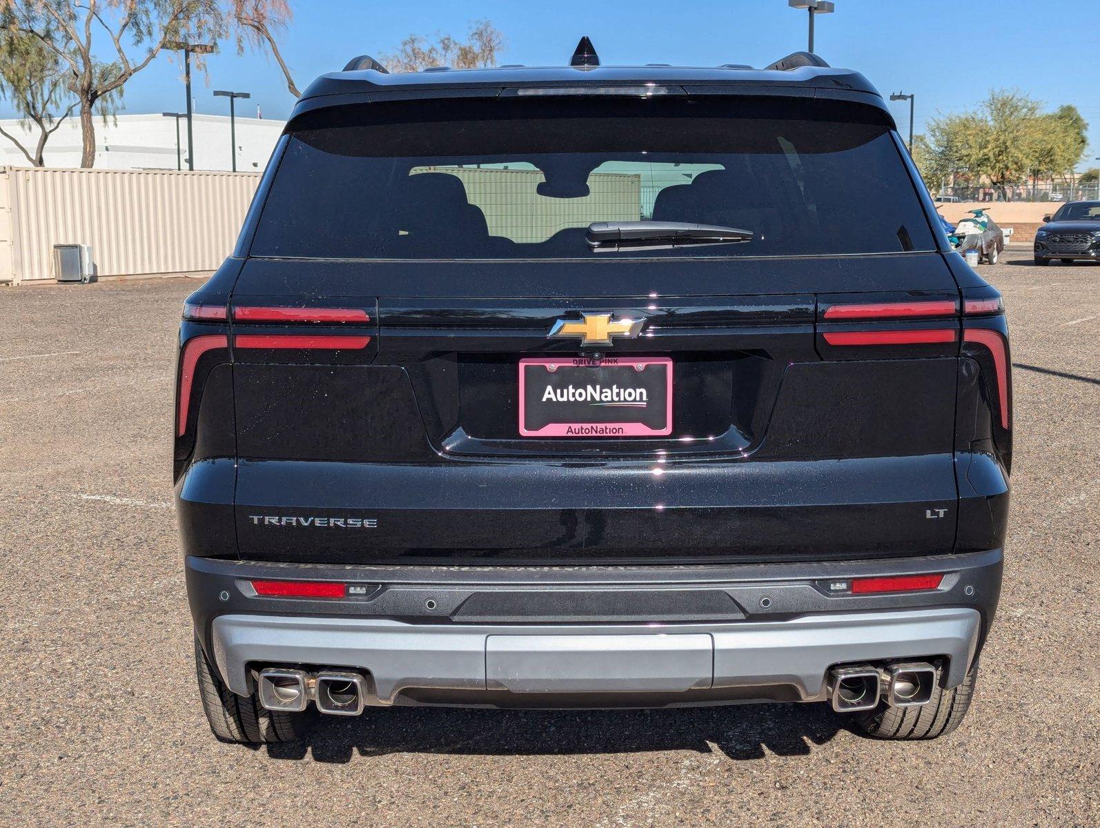 2024 Chevrolet Traverse Vehicle Photo in PEORIA, AZ 85382-3715