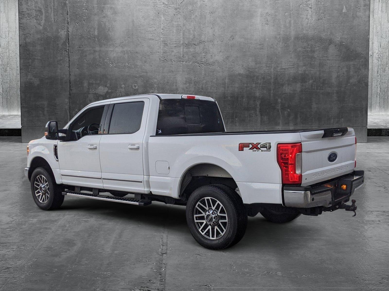 2019 Ford Super Duty F-250 SRW Vehicle Photo in PEMBROKE PINES, FL 33024-6534