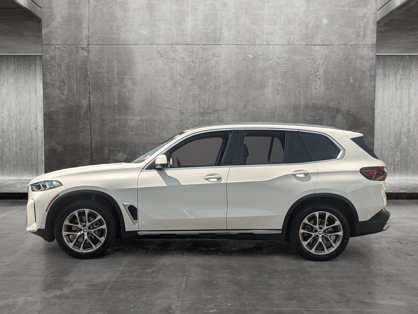 2024 BMW X5 xDrive40i Vehicle Photo in Towson, MD 21204