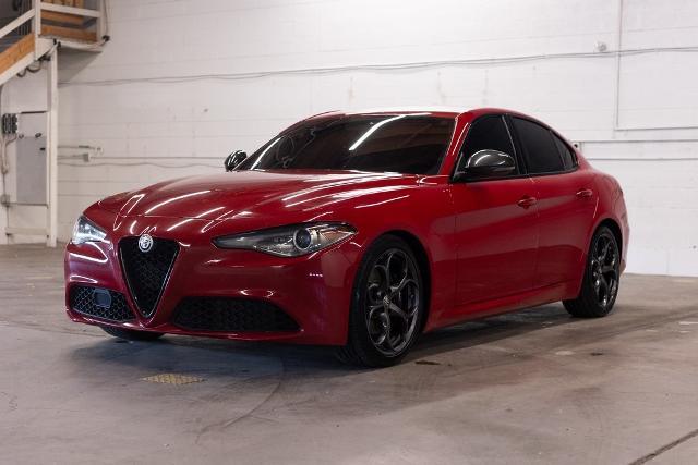 2018 Alfa Romeo Giulia Vehicle Photo in Tigard, OR 97223