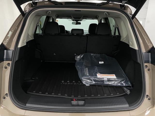 2025 Nissan Rogue Vehicle Photo in Appleton, WI 54913