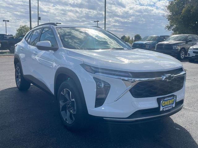 2025 Chevrolet Trax Vehicle Photo in GREELEY, CO 80634-4125