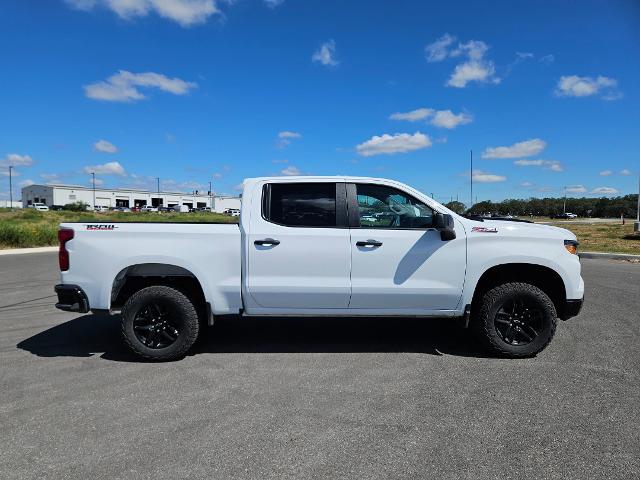 Used 2023 Chevrolet Silverado 1500 Custom with VIN 3GCUDCED9PG290439 for sale in Pleasanton, TX