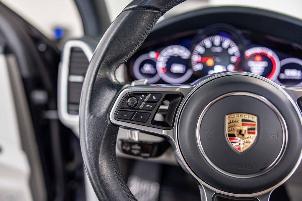 2021 Porsche Cayenne Vehicle Photo in Plainfield, IL 60586