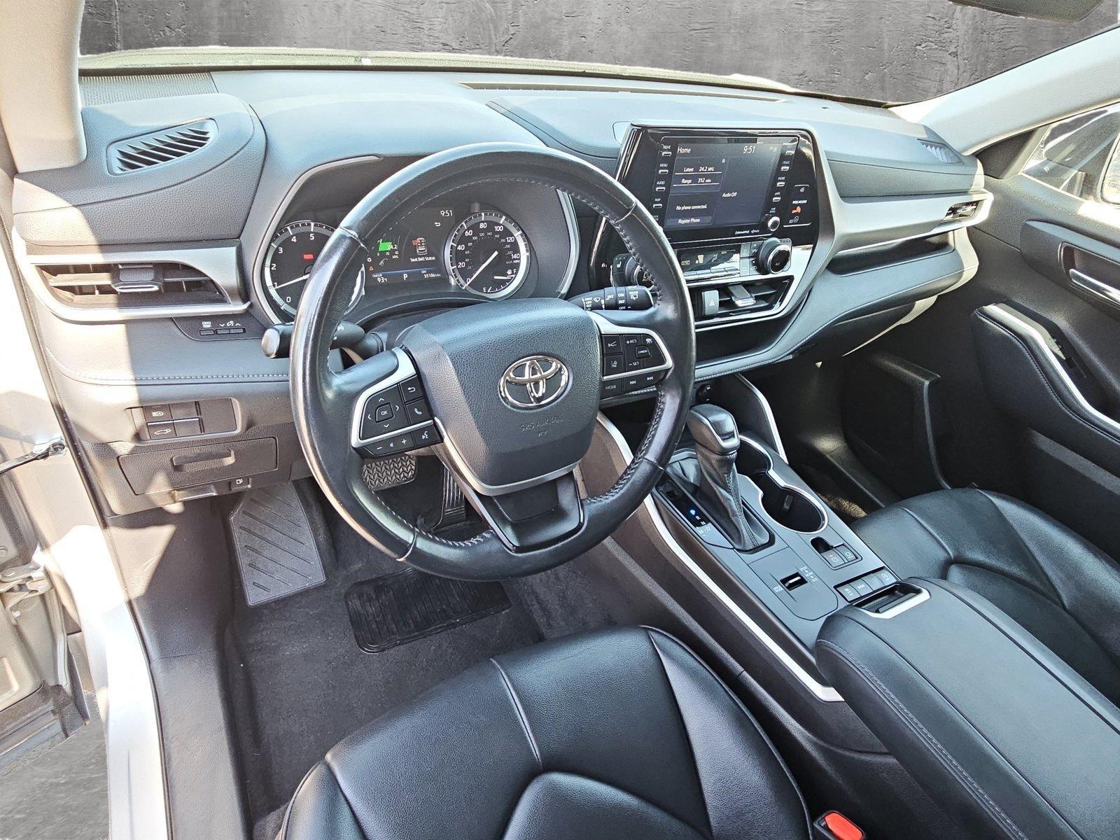 2022 Toyota Highlander Vehicle Photo in Henderson, NV 89014