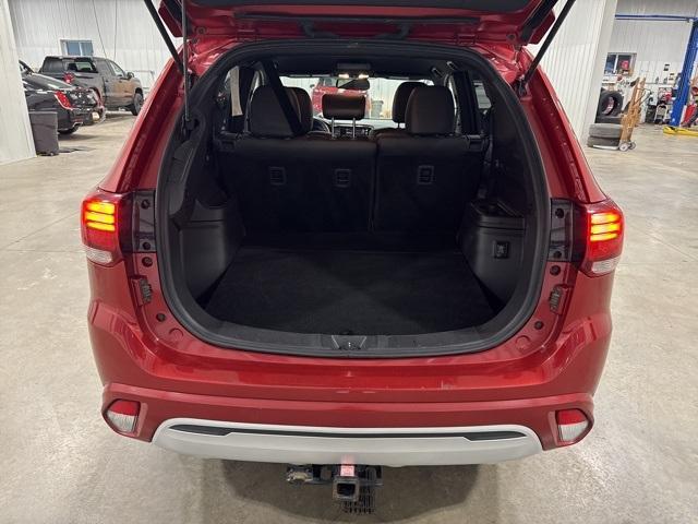 2019 Mitsubishi Outlander PHEV Vehicle Photo in GLENWOOD, MN 56334-1123