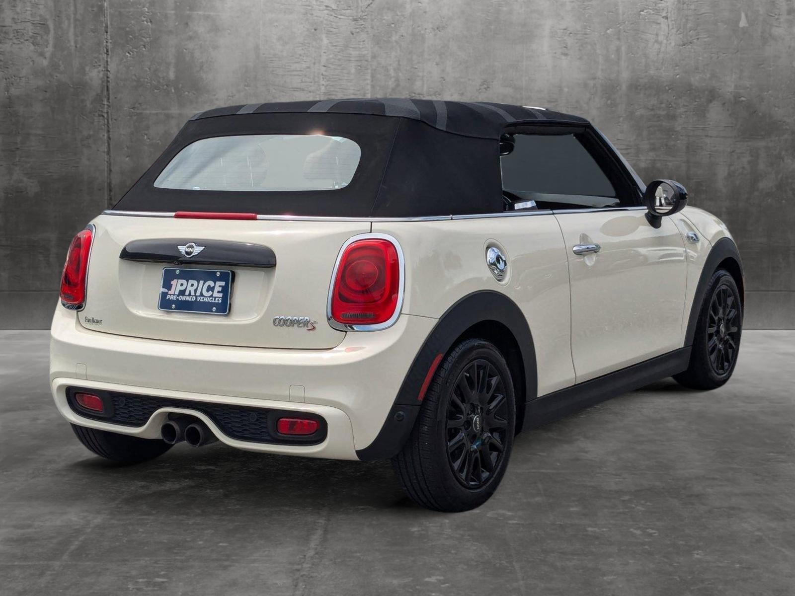 2017 MINI Cooper S Convertible Vehicle Photo in Sarasota, FL 34231