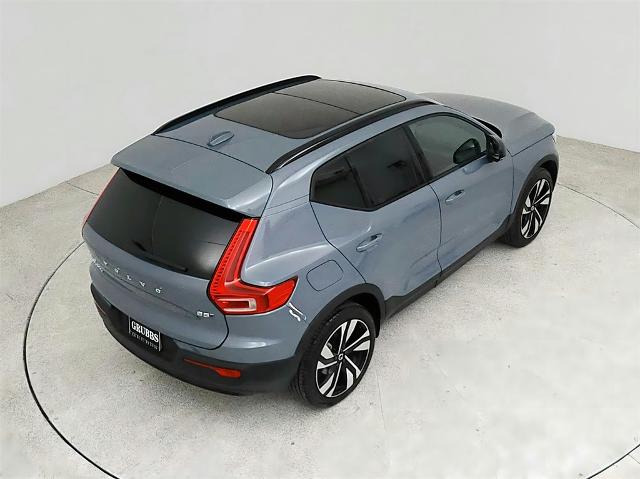 2023 Volvo XC40 Vehicle Photo in Grapevine, TX 76051