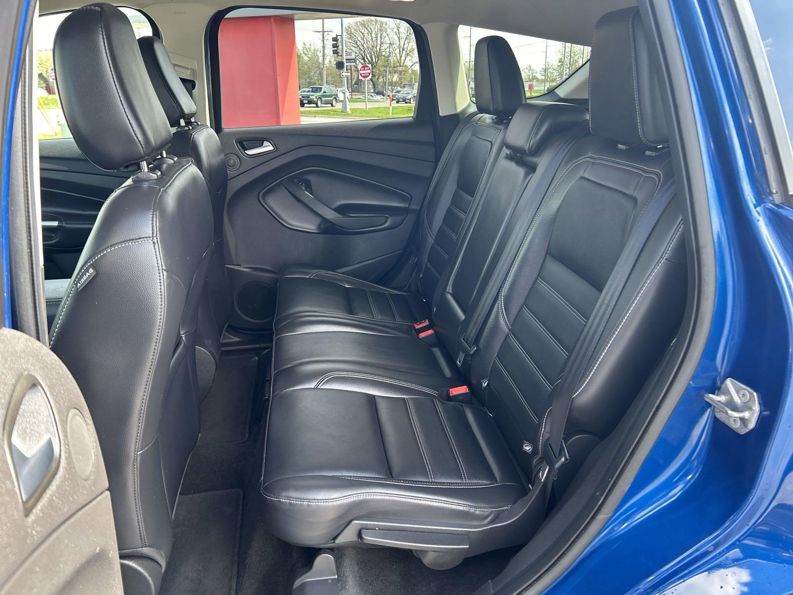 2019 Ford Escape Vehicle Photo in Cedar Rapids, IA 52402