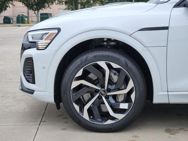 2024 Audi Q8 e-tron Sportback Vehicle Photo in HOUSTON, TX 77090