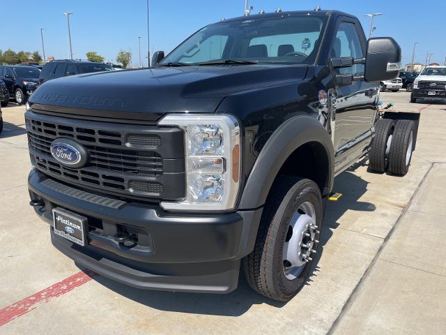 2024 Ford Super Duty F-550 DRW Vehicle Photo in Terrell, TX 75160