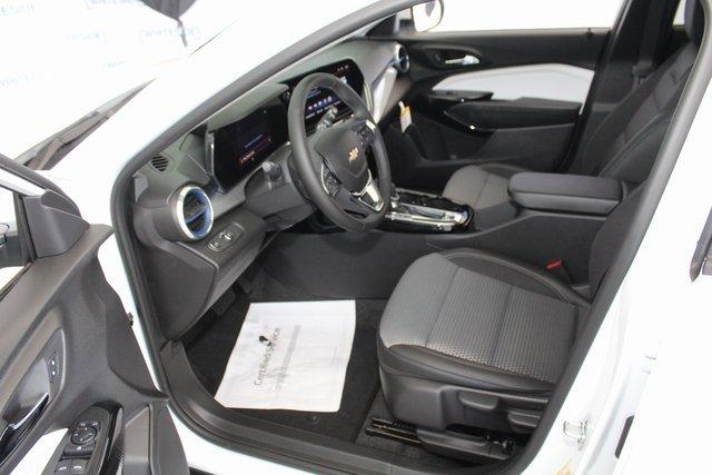 2025 Chevrolet Trax Vehicle Photo in SAINT CLAIRSVILLE, OH 43950-8512