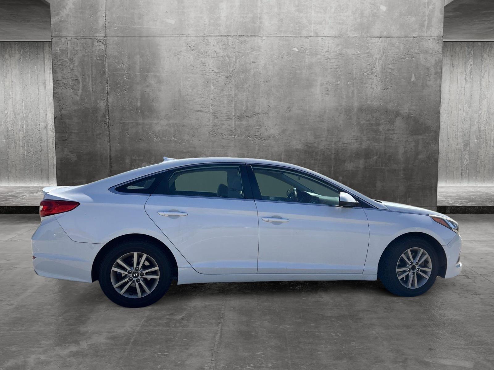 2015 Hyundai SONATA Vehicle Photo in Memphis, TN 38125