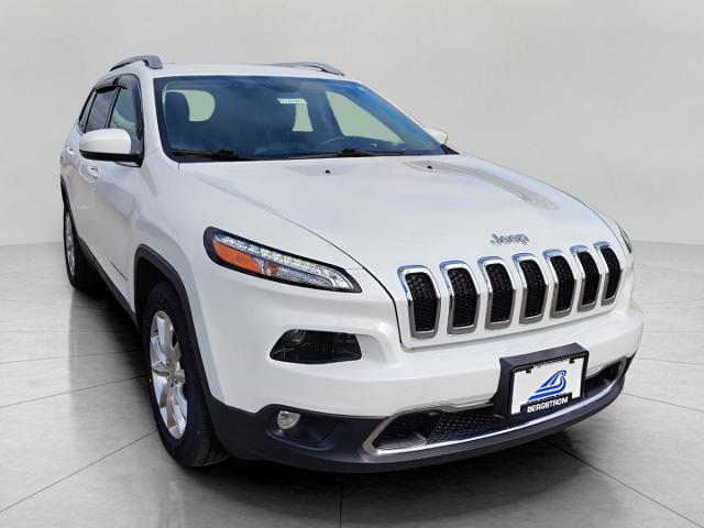 2016 Jeep Cherokee Vehicle Photo in Appleton, WI 54914