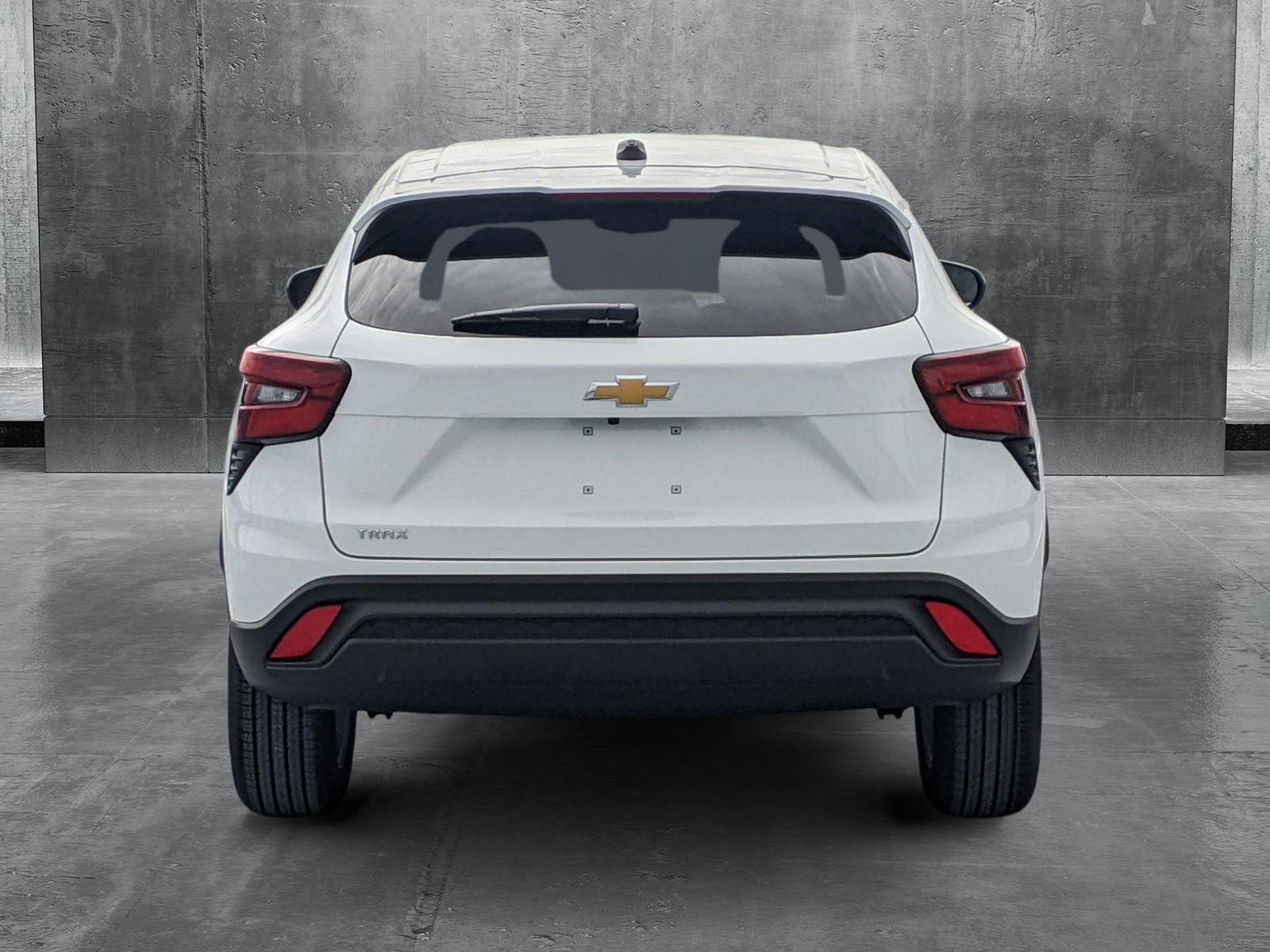 2025 Chevrolet Trax Vehicle Photo in PEMBROKE PINES, FL 33024-6534