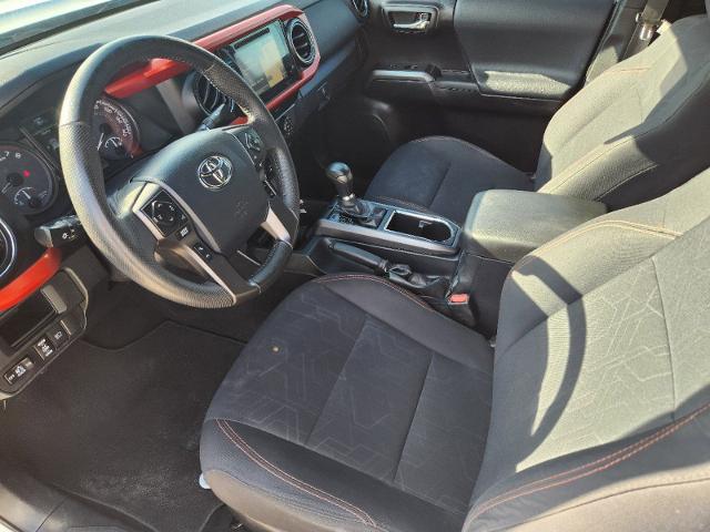 2019 Toyota Tacoma 2WD Vehicle Photo in ENNIS, TX 75119-5114