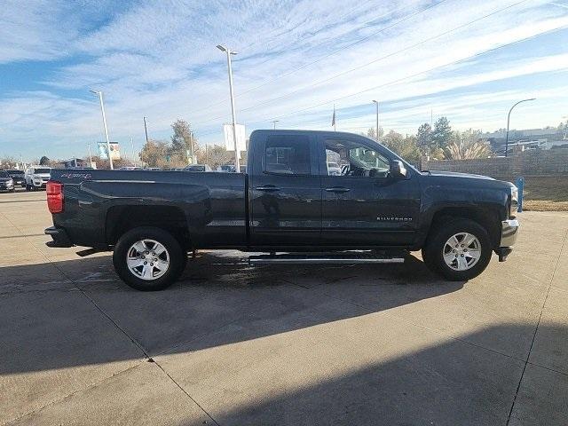 2017 Chevrolet Silverado 1500 Vehicle Photo in ENGLEWOOD, CO 80113-6708